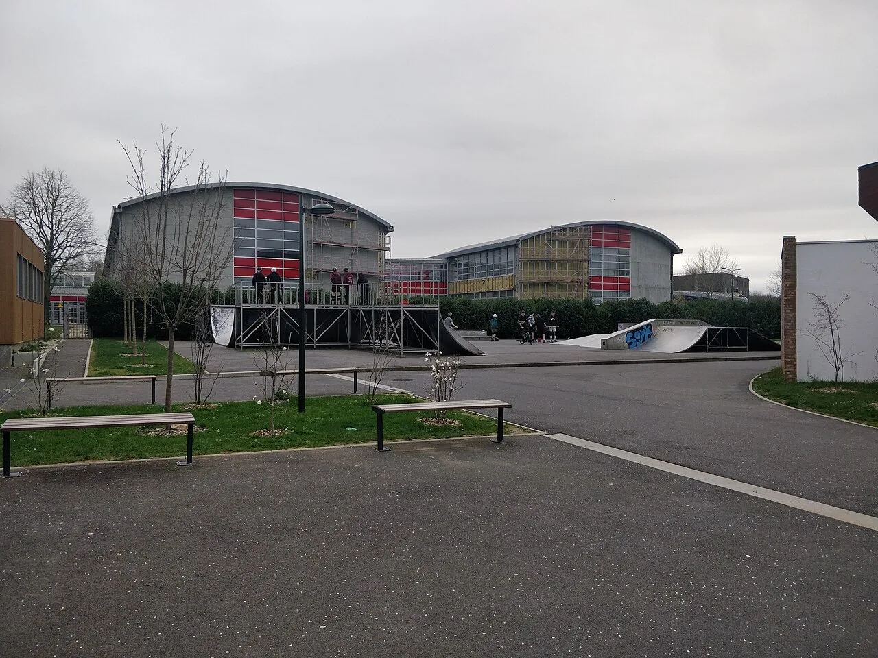 Skatepark du Gymnase Georges Castaing, Palaiseau · prise de vue 2020-03-07 17:23:17