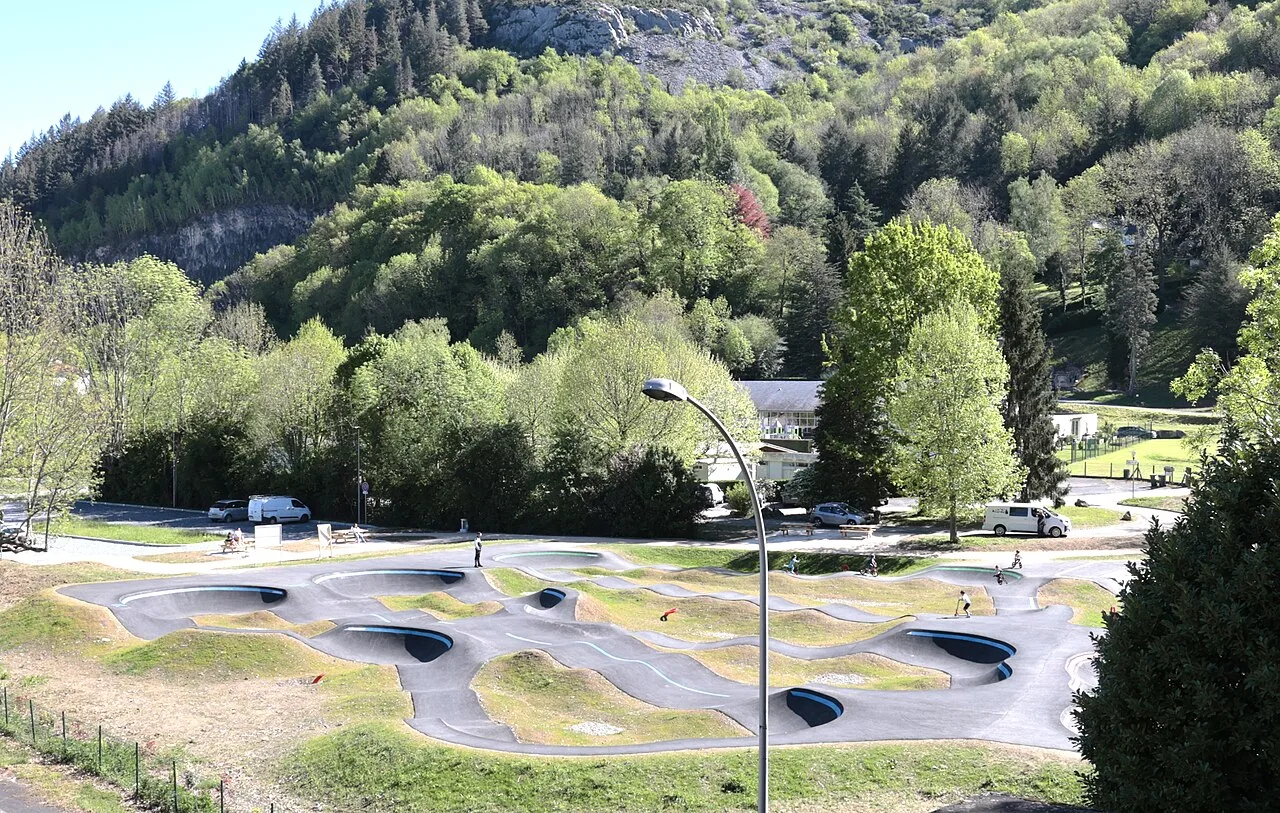 Ridepark de Lourdes, Lourdes · prise de vue 2026-04-15 11:13:25