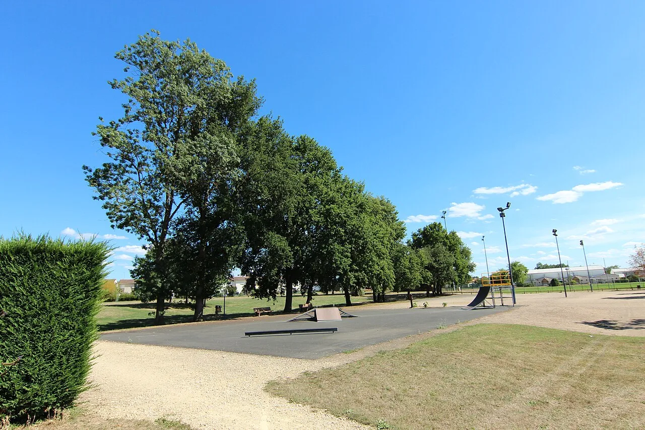 Skatepark du Complexe Sportif, Cenon-sur-Vienne · prise de vue 2017-07-17 16:58:20
