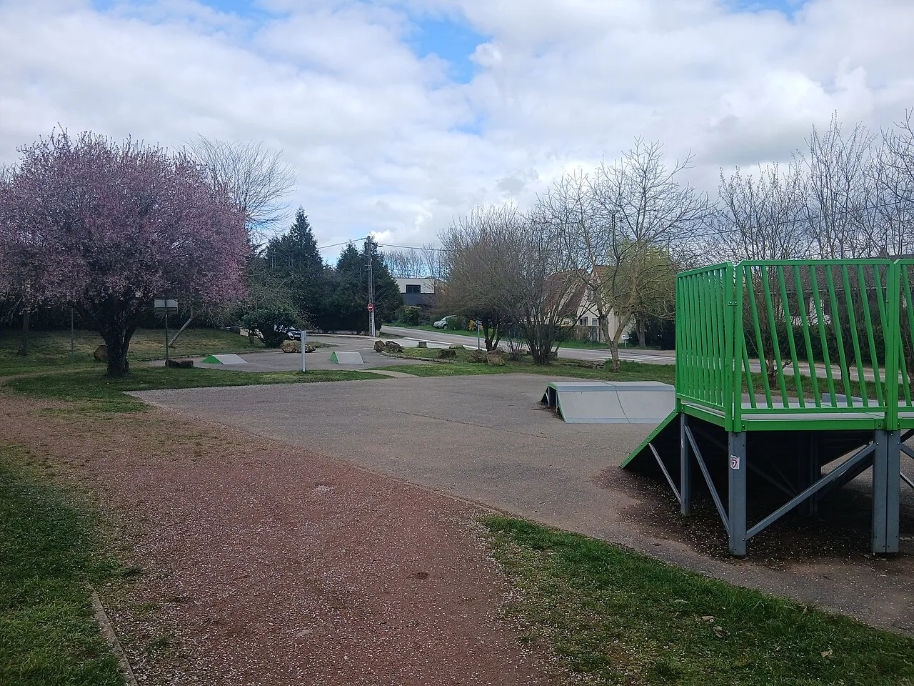 Skatepark du Terrain multisports et skate park, Eulmont