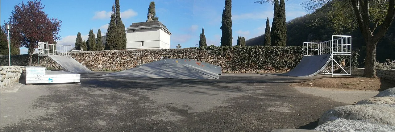 Skatepark du Skate Parc, Foix · prise de vue 2012-04-06